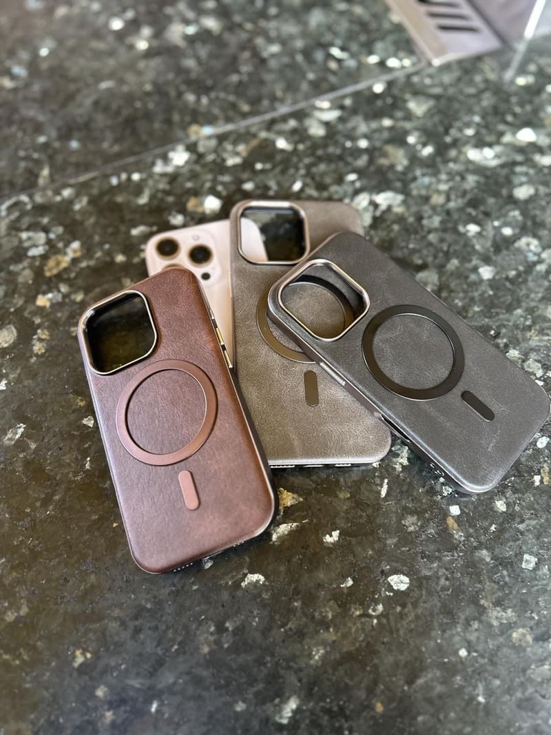 premium leather case for iphone price in (2)